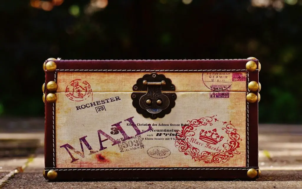 CHEST Synonyms and Related Words. What is Another Word for CHEST